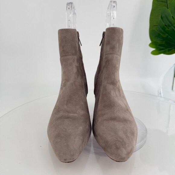 Vince Hela Tan Suede Leather Booties Size 6 Ankle Boots Almond Toe Classic - Picture 4 of 15